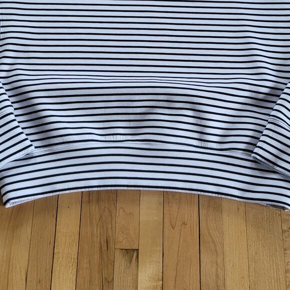 Abercrombie & Fitch Striped Crew Neck Sweater - Black and White - Picture 3 of 10